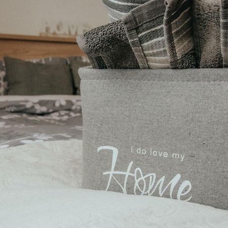 Apartament 1 Decembrie Lejlighed Alba Iulia Eksteriør billede