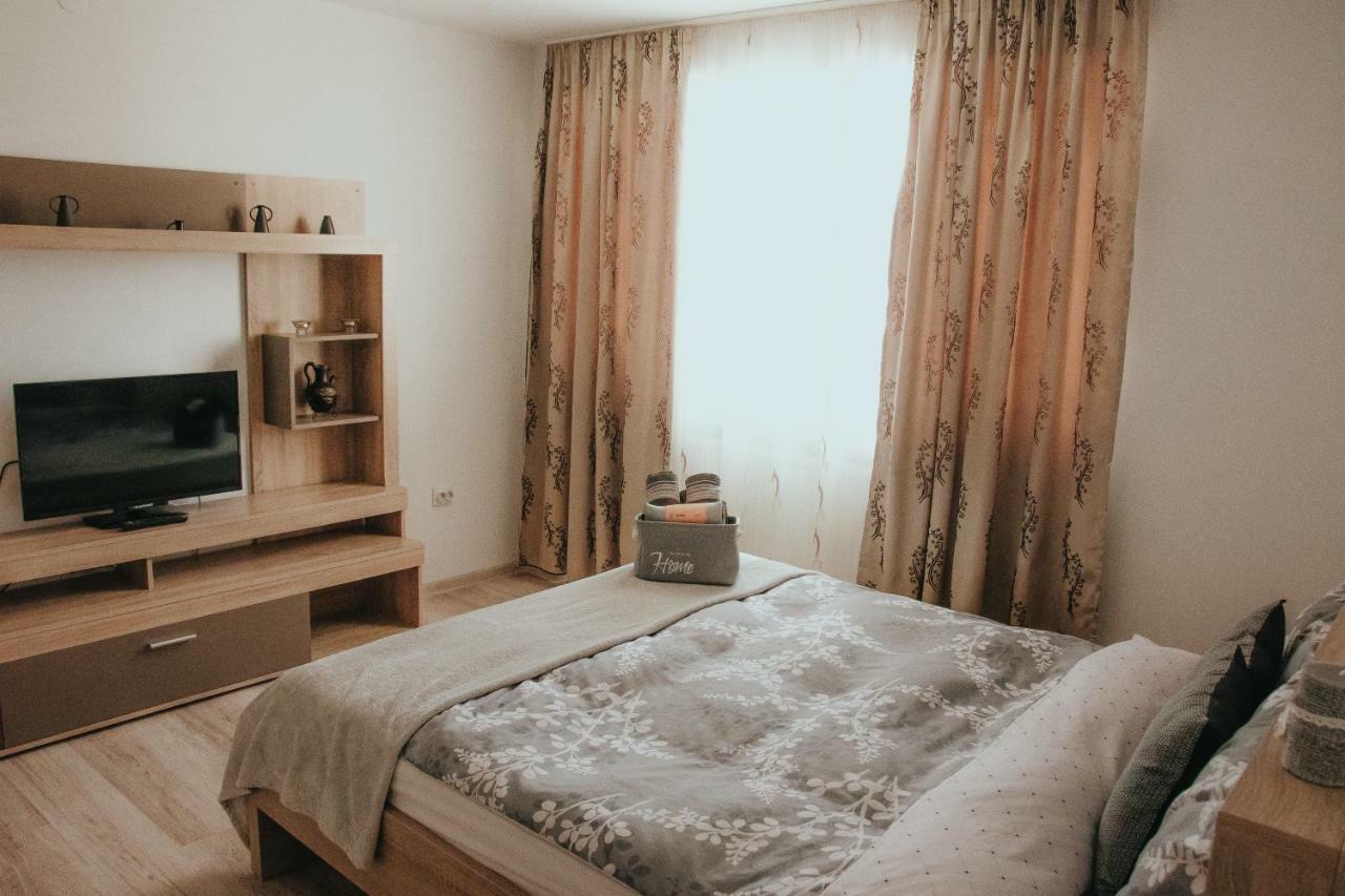 Apartament 1 Decembrie Lejlighed Alba Iulia Eksteriør billede