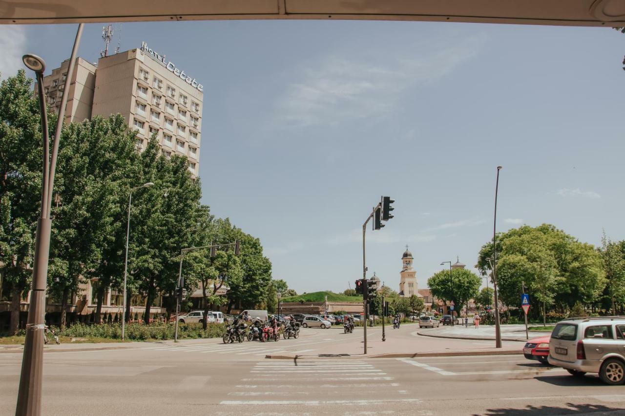 Apartament 1 Decembrie Lejlighed Alba Iulia Eksteriør billede