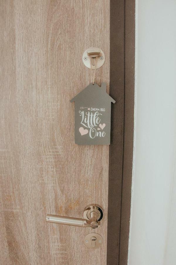 Apartament 1 Decembrie Lejlighed Alba Iulia Eksteriør billede